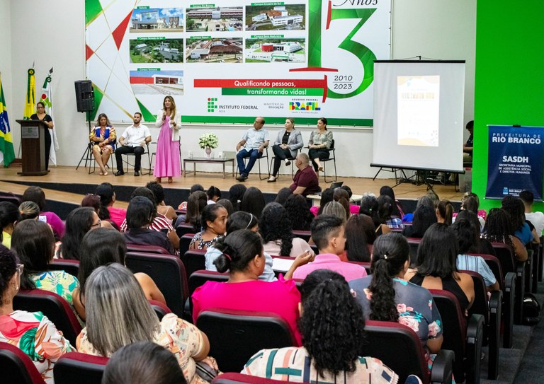 Ifac lança Mulheres Mil em Rio Branco IFAC Instituto Federal do Acre