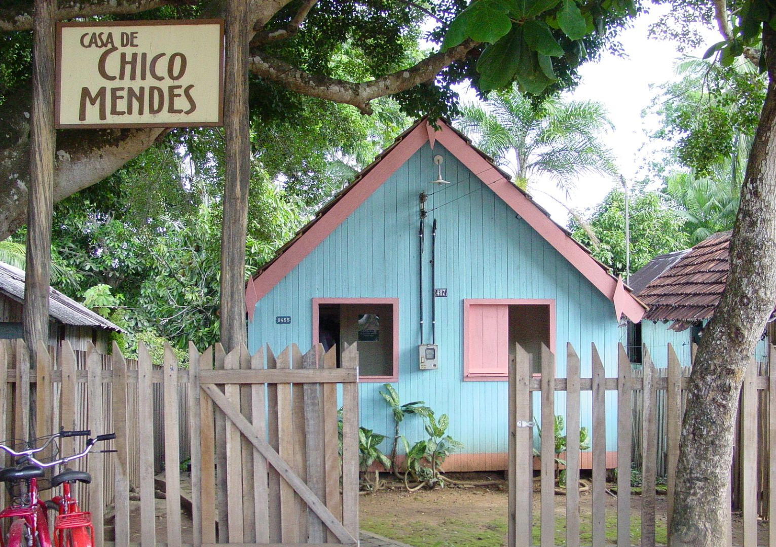 Casa-do-Chico-Mendes-2-1.png